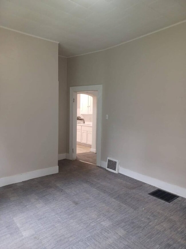 Building Photo - 1.0 bedroom in Richmond Indiana 47374