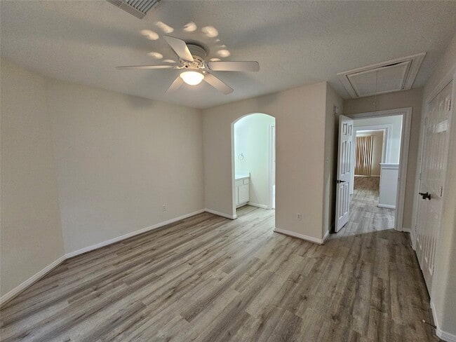 Building Photo - 12503 Rosewood Way Ln