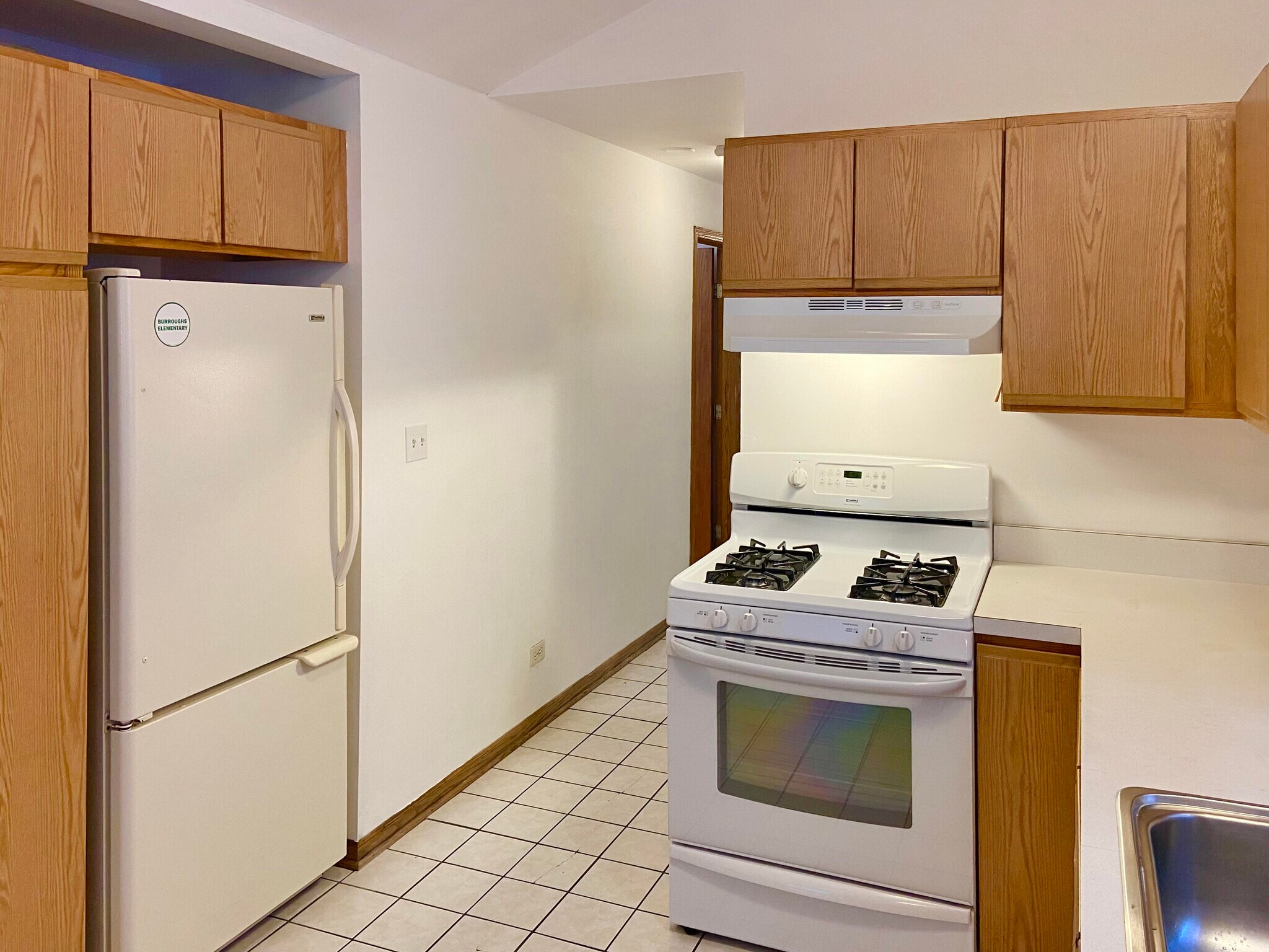 Building Photo - 2708 W 37th Plz