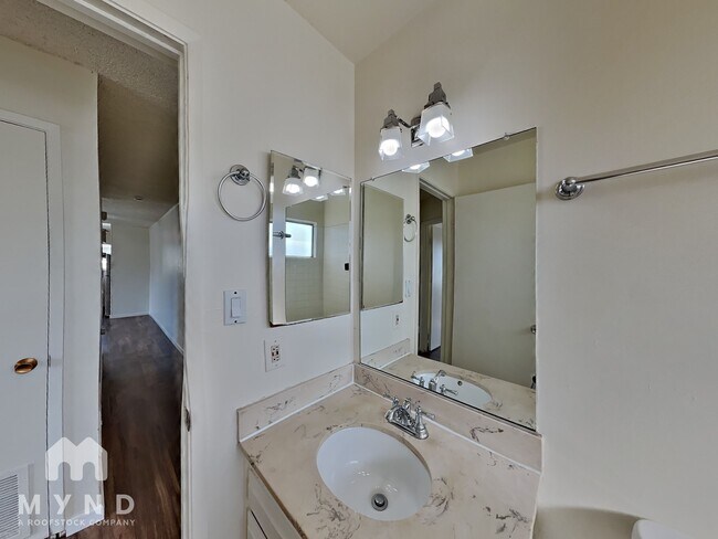 Building Photo - 3157 Occidental Dr