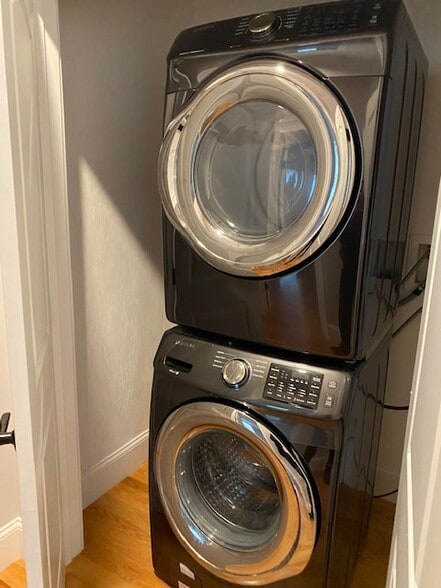 Washer and Dryer - 68 South St