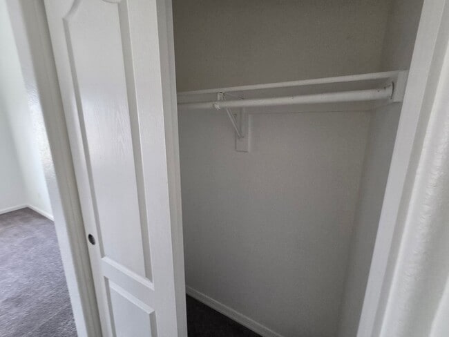 Building Photo - 2 bed / 2 Bath Townhouse in Mesa!