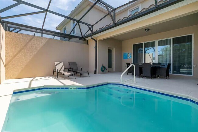 Building Photo - 4675 Terrasonesta Dr