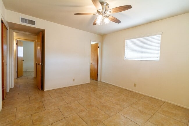 Building Photo - Introducing a captivating Living Space tha...