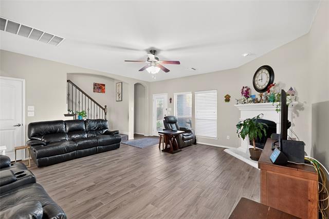 Building Photo - 525 Rustic Oak Ln