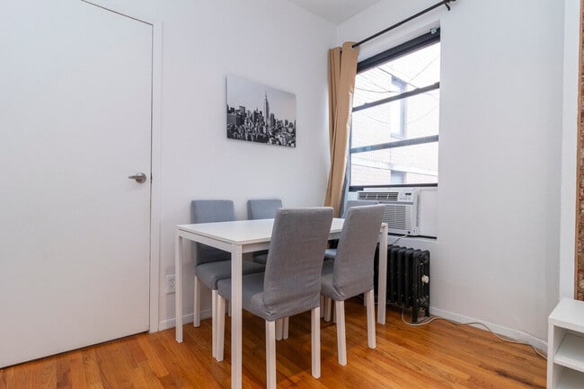 Building Photo - 1794 1st Ave