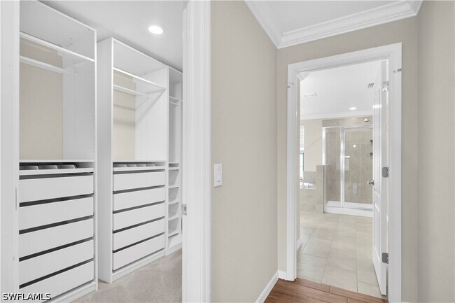 Building Photo - 11884 Boxelder Way