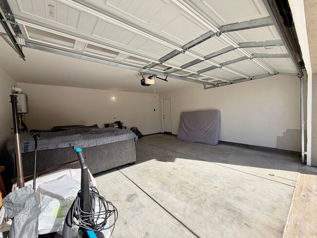 Building Photo - Stylish 4-Bedroom Solar Home Near Community Park