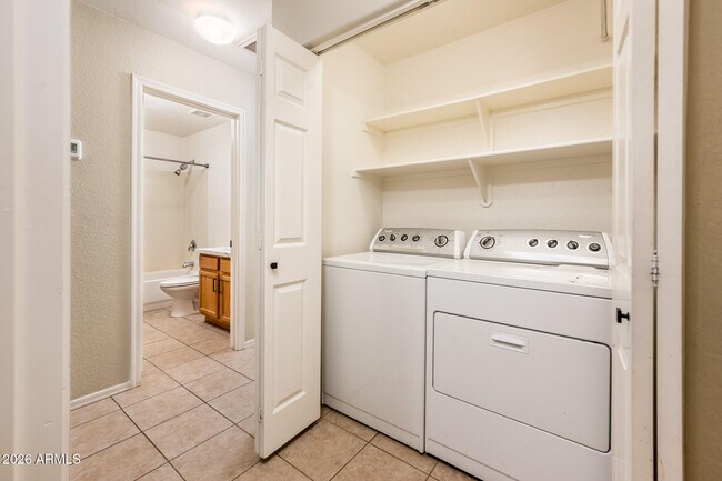 Building Photo - 17429 W Watson Ln
