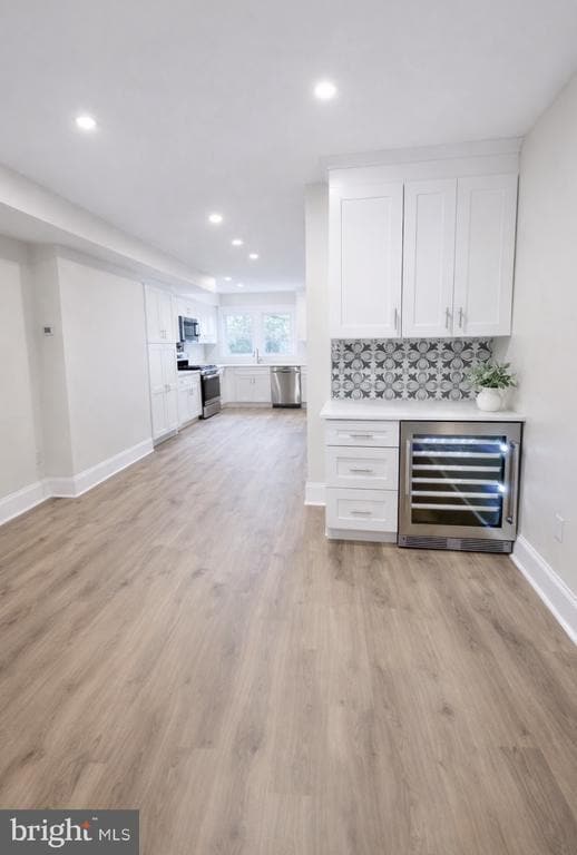 Building Photo - 22 Maple St