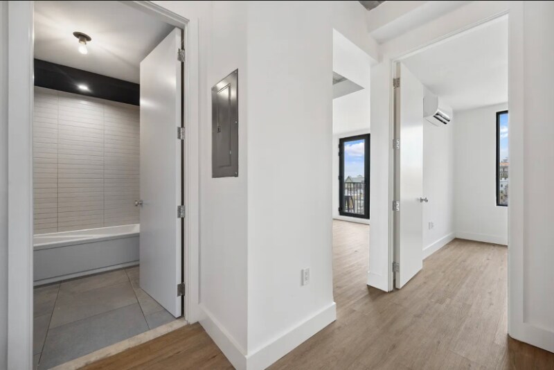 Building Photo - 815 Flatbush Ave