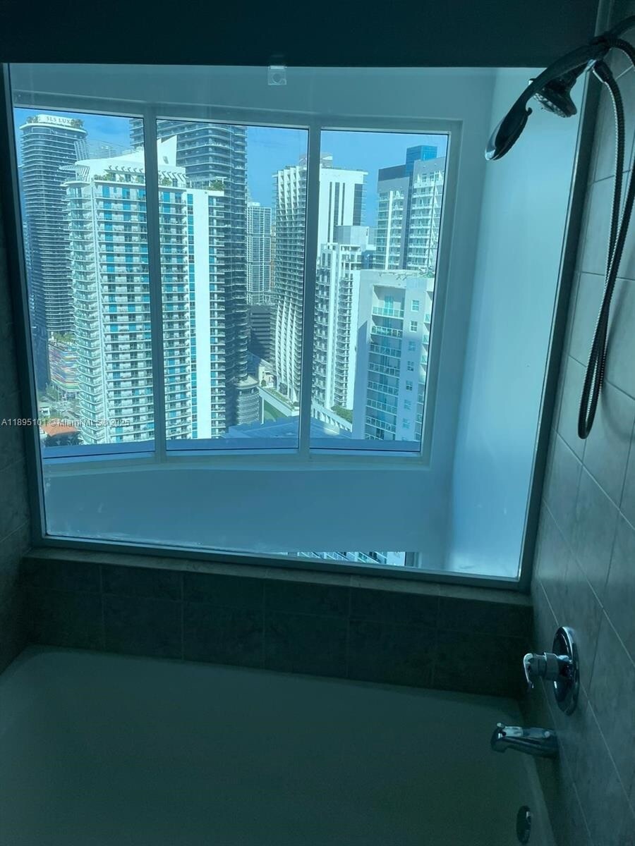 Building Photo - 60 SW 13th St