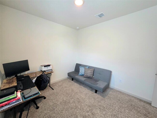 Building Photo - 2041 Rosin Jaw Walk