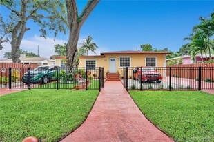 Building Photo - 372 NE 162nd St