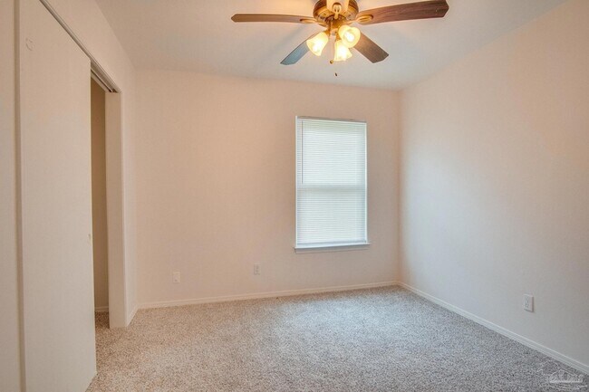 Building Photo - 4631 Northpointe Cir