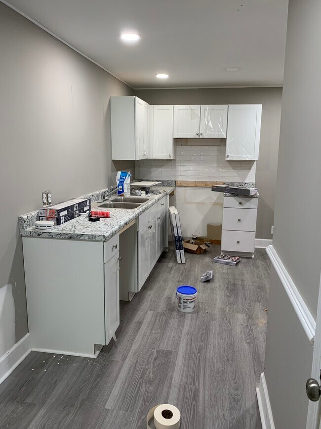 Building Photo - 2205 Mason Dr