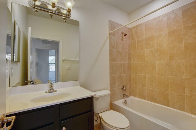 Building Photo - 8979 Gulf Run Way