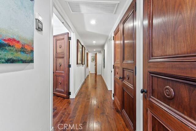 Building Photo - 1010 Emerald Bay