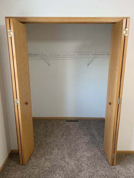 Building Photo - 5293 Manchester Dr