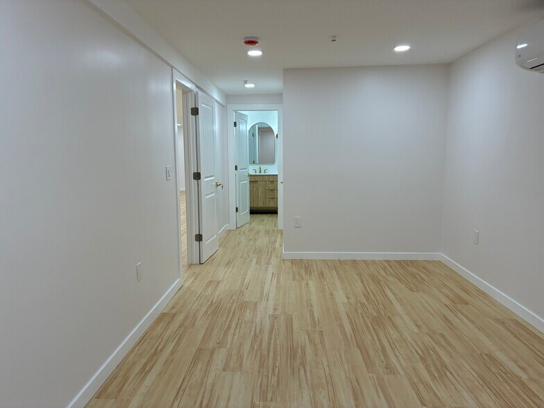 Bedroom - 716 11TH St