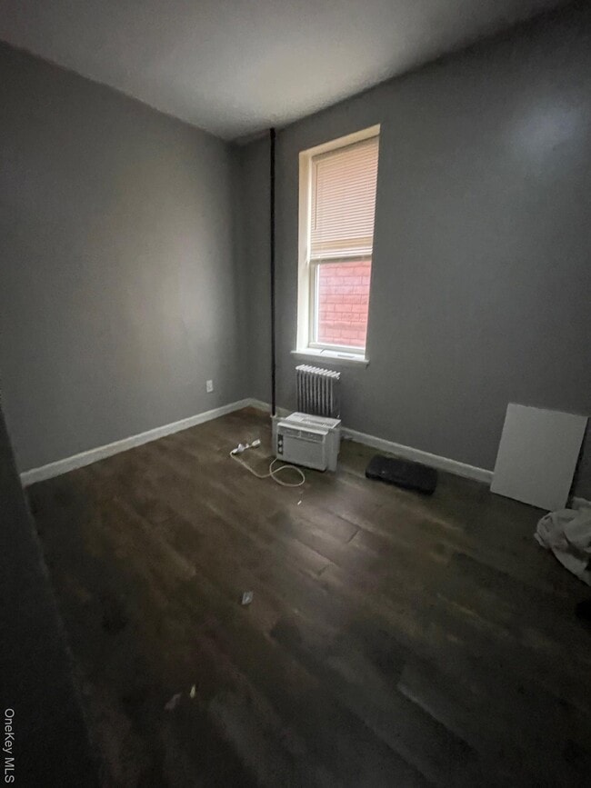 Building Photo - 125 Yonkers Ave