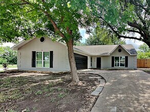 Building Photo - 4348 Spindletree Ln