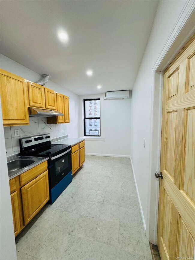 Building Photo - 2124 Mermaid Ave