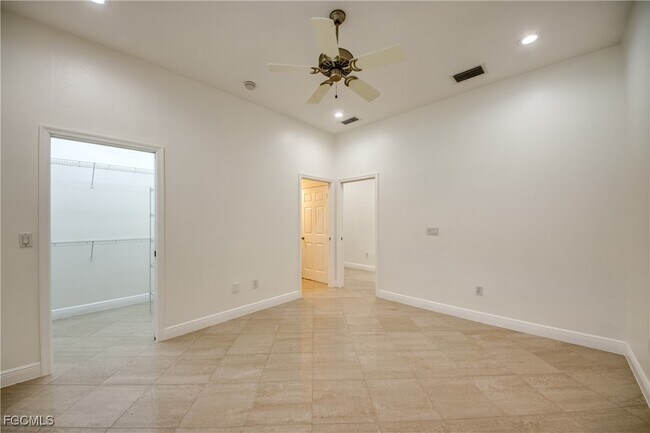 Building Photo - 14021 Bently Cir