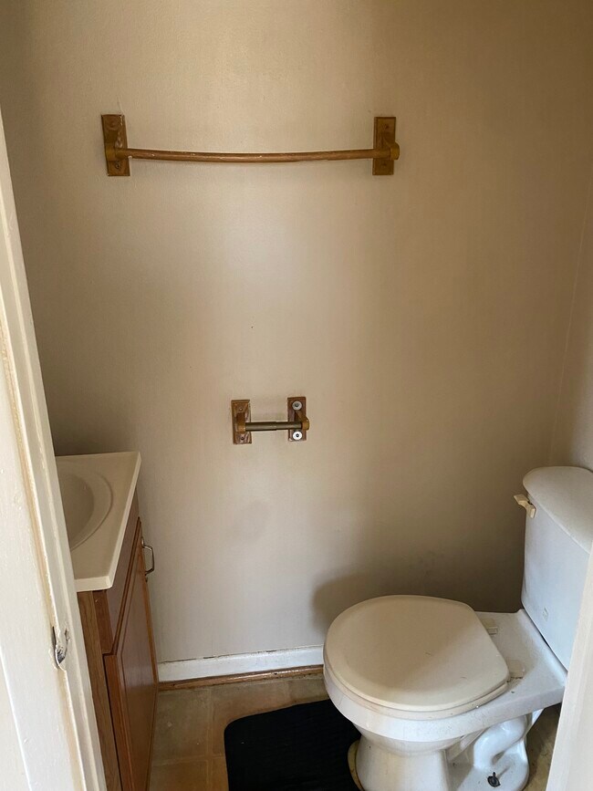 Building Photo - 6165 Timberland Dr