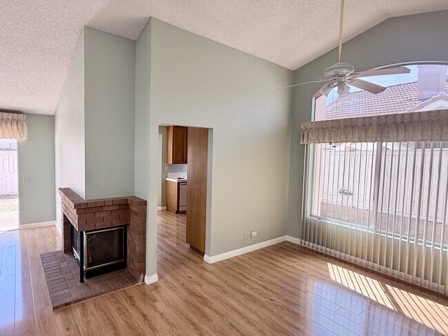 Building Photo - 28088 Orangegrove Ave