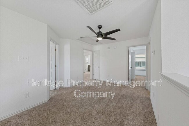 Building Photo - 9683 Shorebird Ln