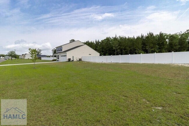 Building Photo - 147 Enclave Wy
