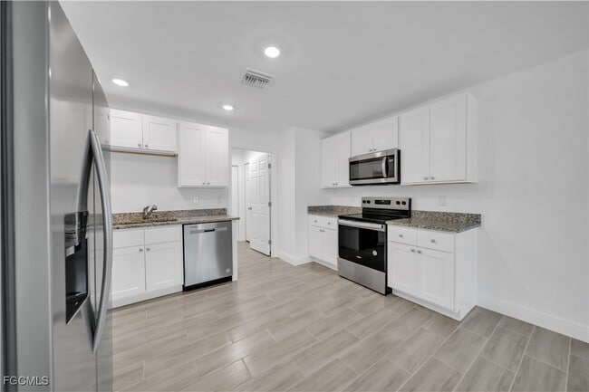 Building Photo - 2156 Edison Ave