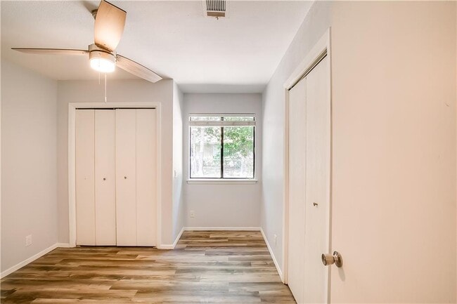 Building Photo - 12407 Tree Line Dr