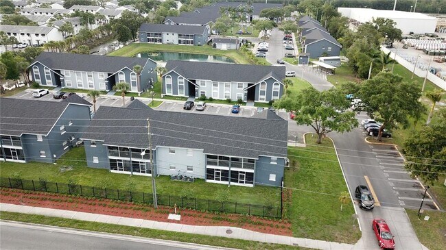 Building Photo - 4338 Pershing Pointe Pl