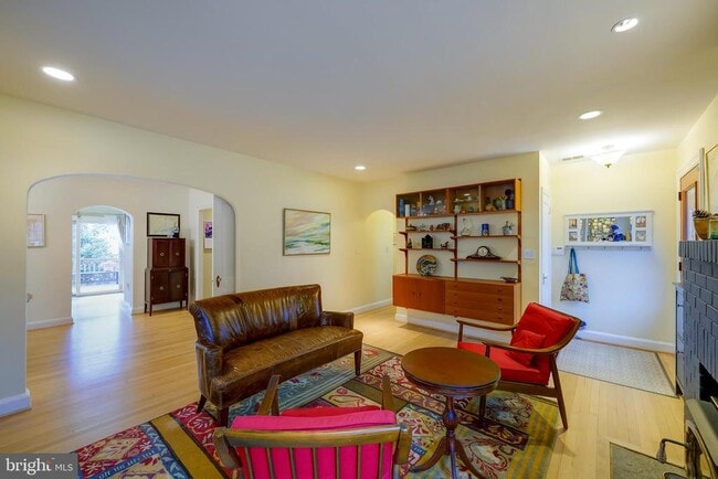 Building Photo - 4504 Highland Ave