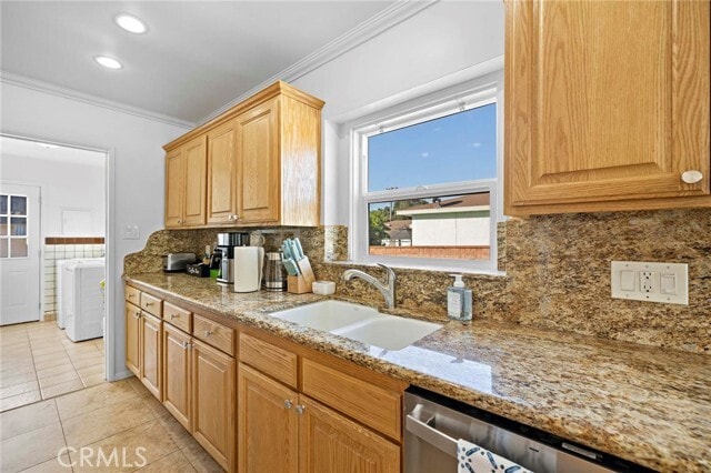 Building Photo - 720 E Foothill Blvd