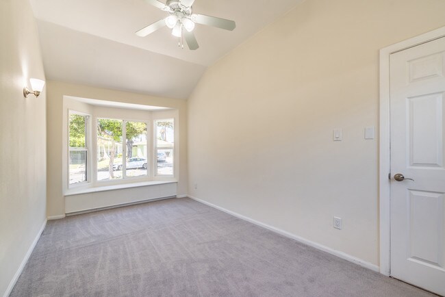 Building Photo - 1700 N Lima St