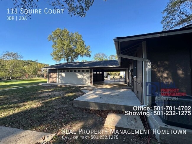 Building Photo - 111 Squire Ct