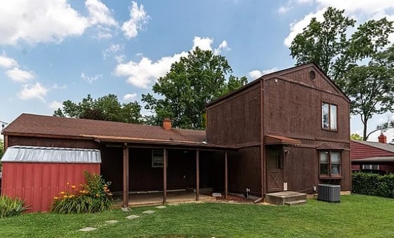 Building Photo - 2723 Hillview Dr