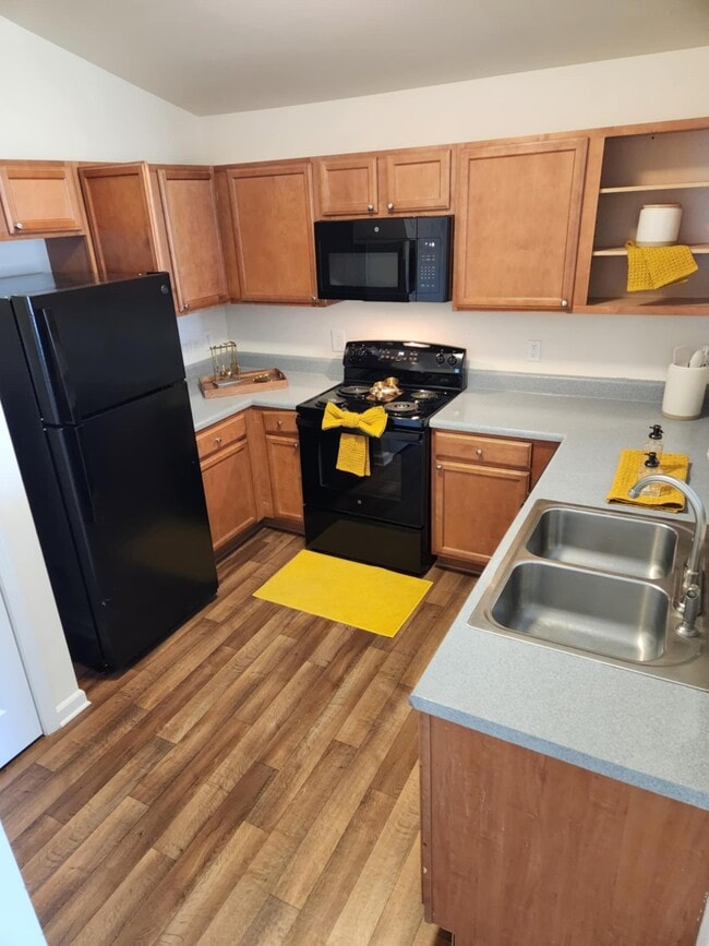 Kitchen + Pantry - Rehobeth Pointe Apartments