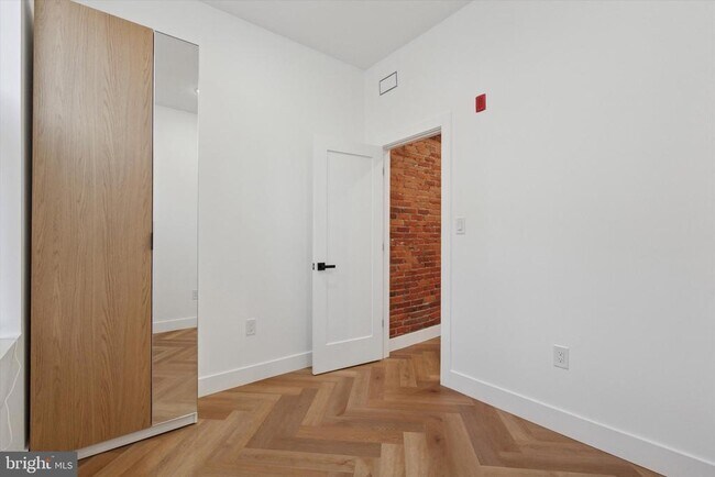 Building Photo - 1438 Tasker St