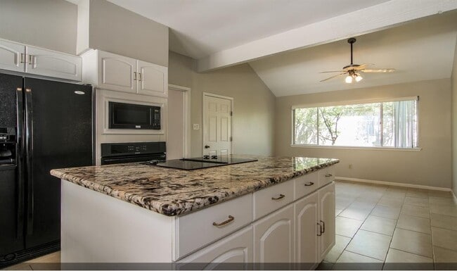 Building Photo - 11423 Wickersham Ln