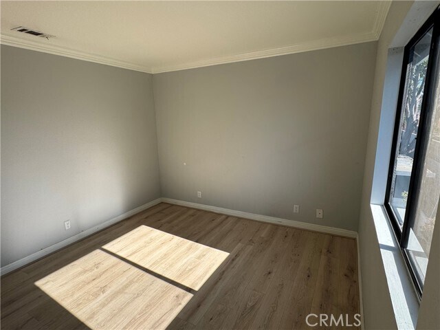 Building Photo - 45 Harkness Ave