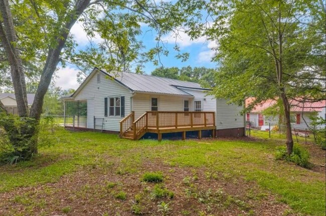 Building Photo - Franklin Co. – Lavonia, GA – 2 Bedroom, 2 Bathroom Single Family Home-www.pridgenenterprises.com