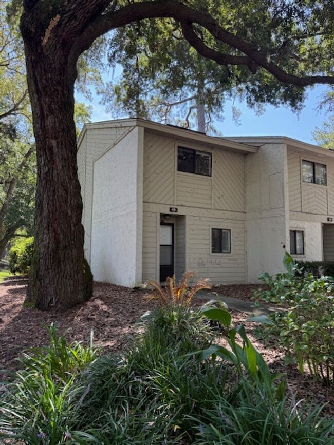 Primary Photo - Upgraded - Woodlake Villa 49
