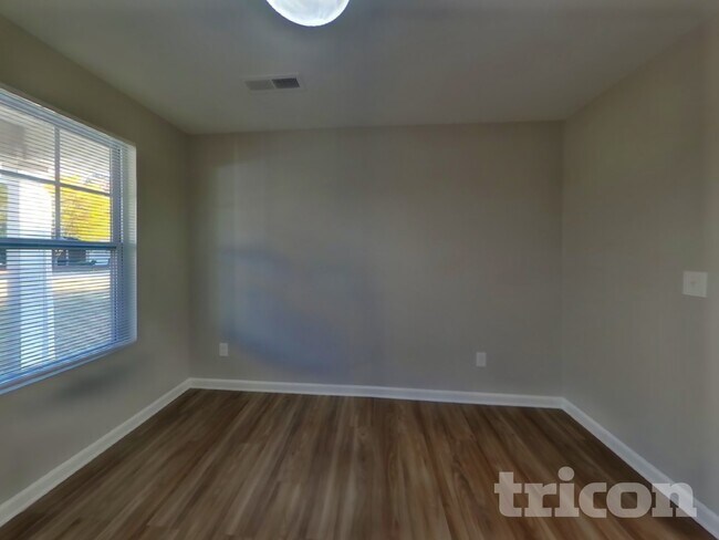 Building Photo - 1408 Logan Patrick Court