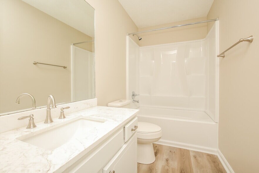 Building Photo - 1002 Wismar Ct