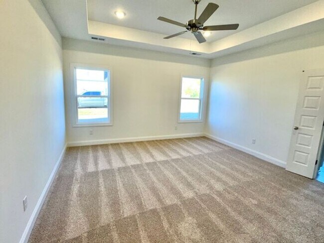 Building Photo - Now Leasing a 5-bedroom 3 bath home in Olive Branch @ Southbranch.