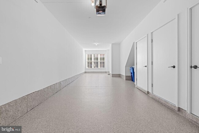 Building Photo - 3104 Camber Pl
